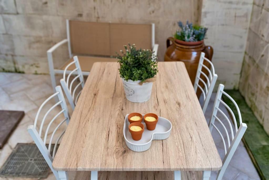 Li Frati Casa Vacanze Lecce Zewnętrze zdjęcie